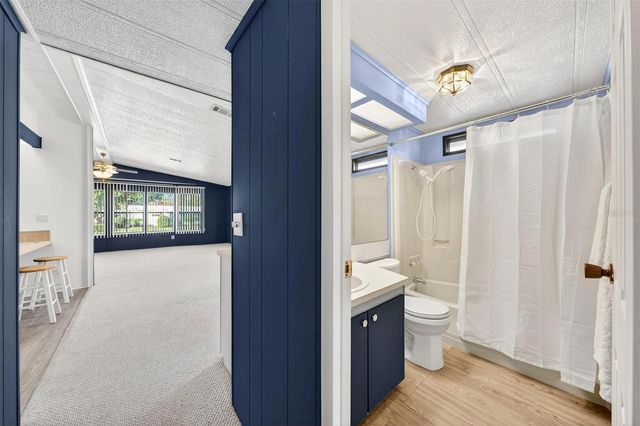 1342 ELKHART CIRCLE, Tavares, FL 32778