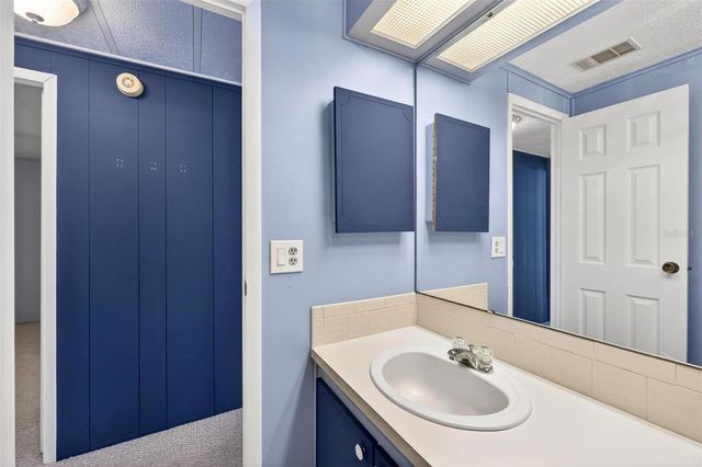 1342 ELKHART CIRCLE, Tavares, FL 32778