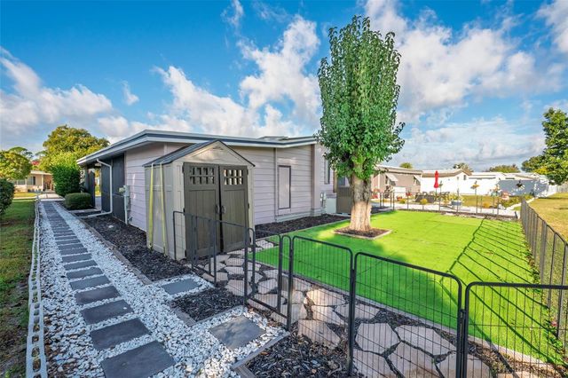 1342 ELKHART CIRCLE, Tavares, FL 32778