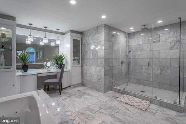 1121 WINDING DR, Cherry Hill, NJ 08003