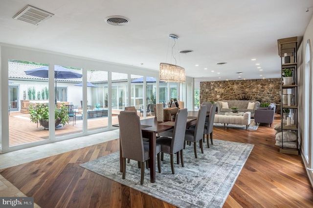 1121 WINDING DR, Cherry Hill, NJ 08003