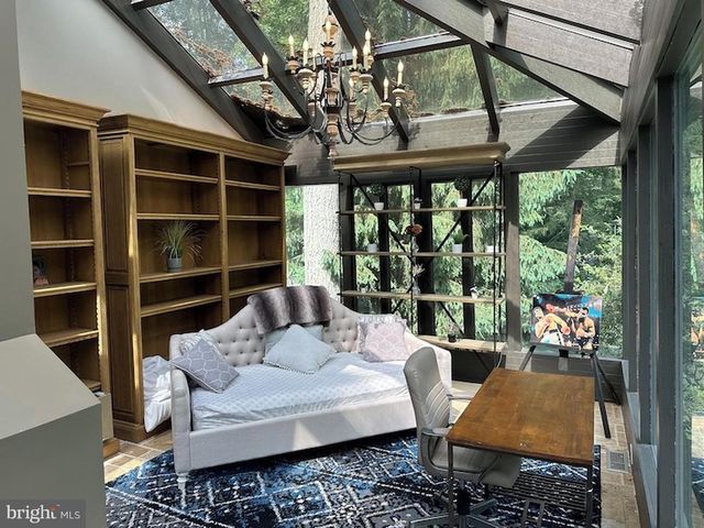 1121 WINDING DR, Cherry Hill, NJ 08003