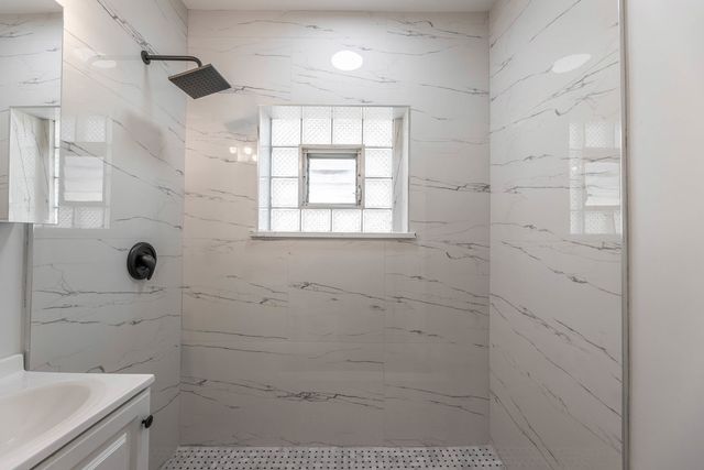 2508 Kenilworth Avenue, Berwyn, IL 60402