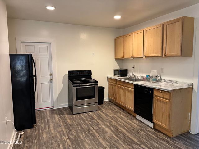 126 4th Avenue, Albany, NY 12202