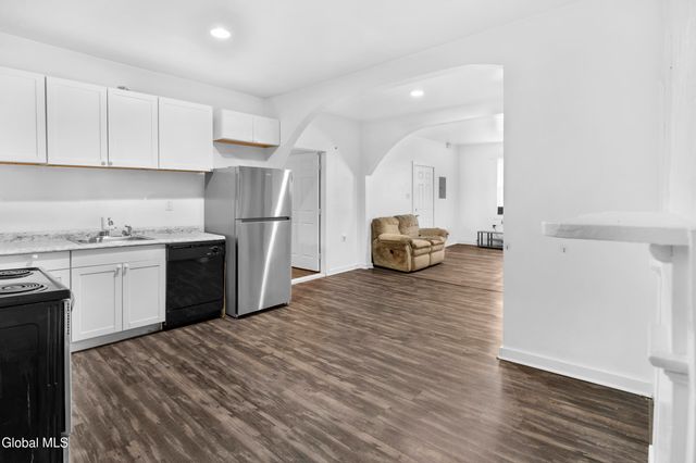 126 4th Avenue, Albany, NY 12202