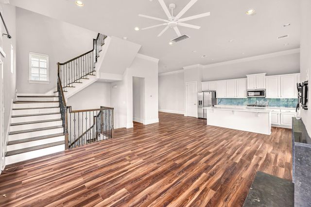 9644 Knight Road, Houston, TX 77045