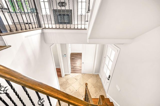 9644 Knight Road, Houston, TX 77045