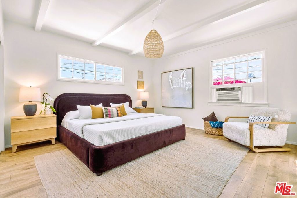 Image 28 of property listing at 2108 Hill Street, Santa Monica, CA 90405