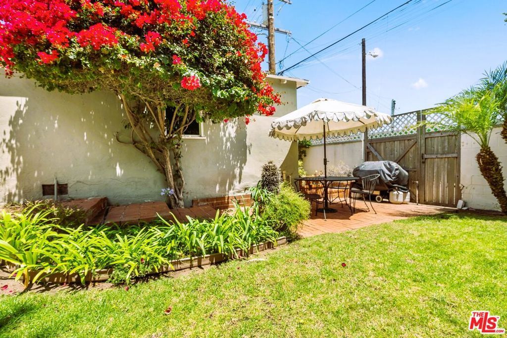 Image 41 of property listing at 2108 Hill Street, Santa Monica, CA 90405