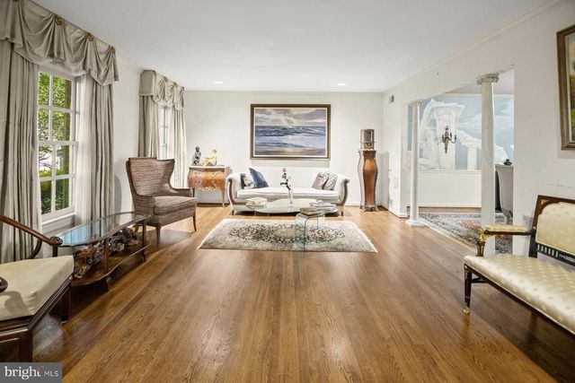 6605 KENHILL RD, Bethesda, MD 20817