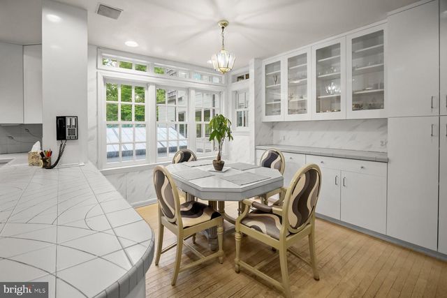 6605 KENHILL RD, Bethesda, MD 20817