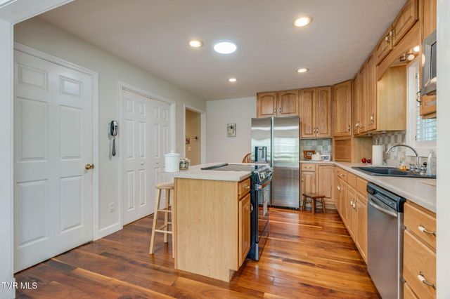 123 Mashburn Lane, Erwin, TN 37650