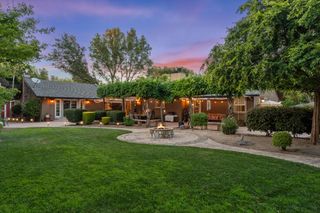 5770 Hoffman Ln, Fair Oaks, CA 95628