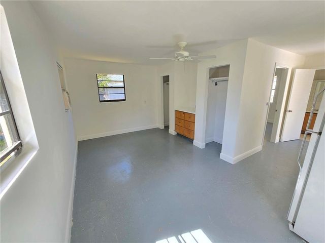 1955 10th Place, Vero Beach, FL 32960