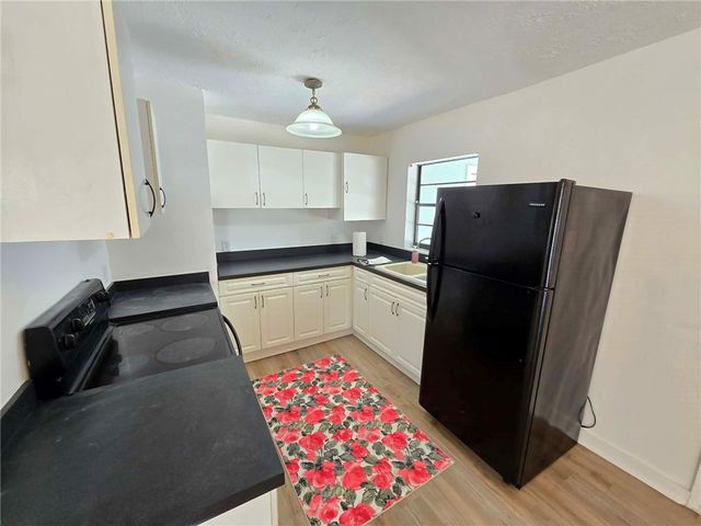 1955 10th Place, Vero Beach, FL 32960