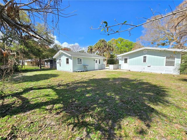 1955 10th Place, Vero Beach, FL 32960