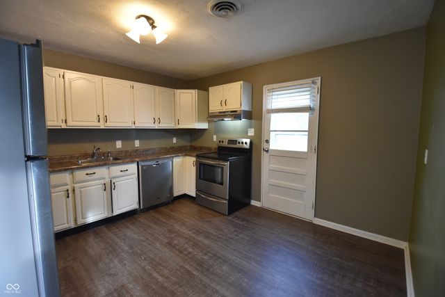 116 Ellis Drive, Greenfield, IN 46140