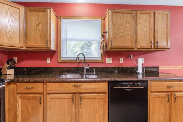 633 Rainbow Drive, Marysville, OH 43040