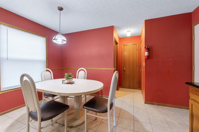 633 Rainbow Drive, Marysville, OH 43040