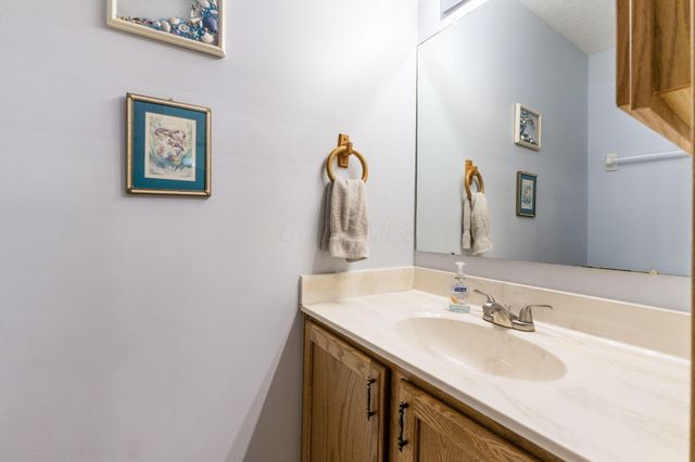 633 Rainbow Drive, Marysville, OH 43040