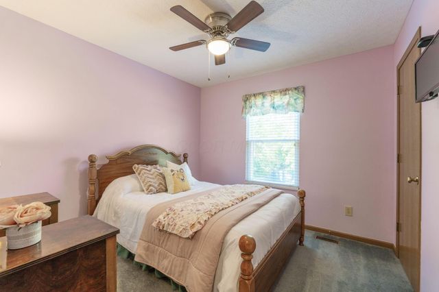 633 Rainbow Drive, Marysville, OH 43040