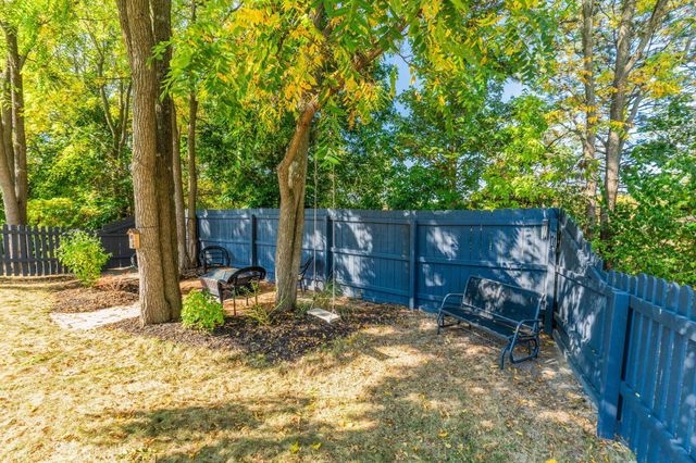 633 Rainbow Drive, Marysville, OH 43040