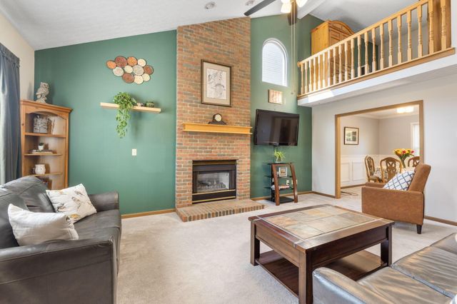 633 Rainbow Drive, Marysville, OH 43040