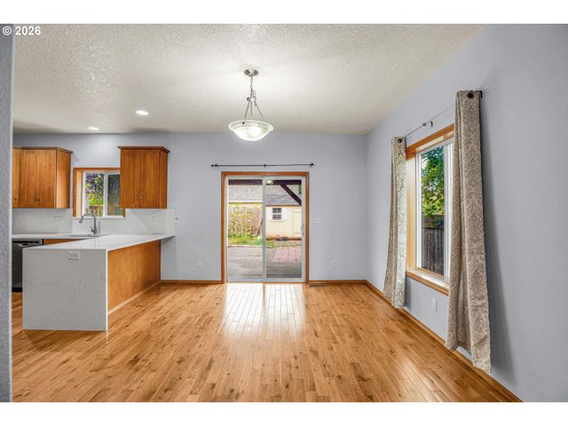 6123 Se 88TH Ave, Portland, OR 97266