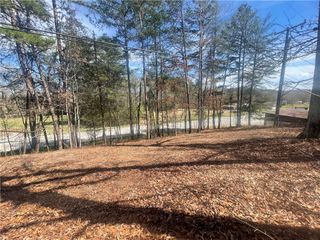 2015 Highlands Highway, Walhalla, SC 29691