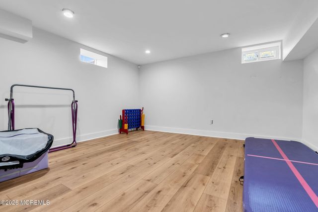 20 Hannah Lee Road, Barnegat, NJ 08005