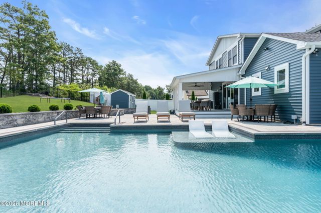 20 Hannah Lee Road, Barnegat, NJ 08005