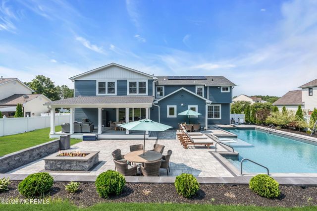 20 Hannah Lee Road, Barnegat, NJ 08005