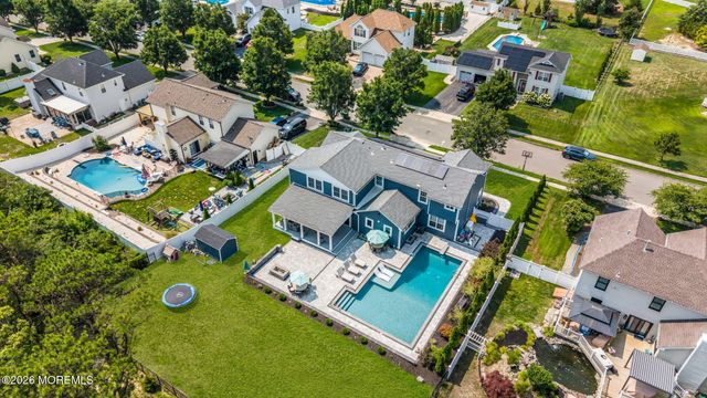 20 Hannah Lee Road, Barnegat, NJ 08005