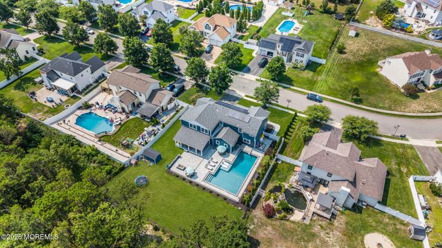 20 Hannah Lee Road, Barnegat, NJ 08005