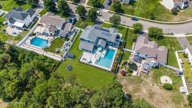 20 Hannah Lee Road, Barnegat, NJ 08005