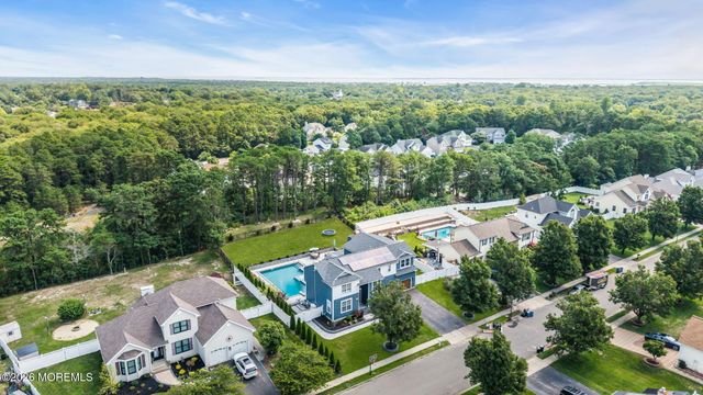 20 Hannah Lee Road, Barnegat, NJ 08005