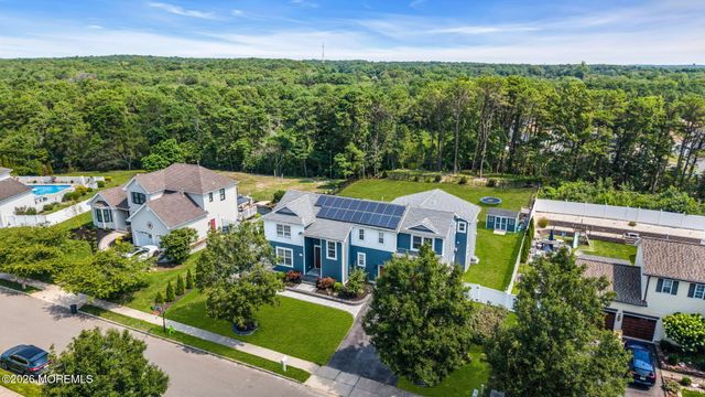 20 Hannah Lee Road, Barnegat, NJ 08005