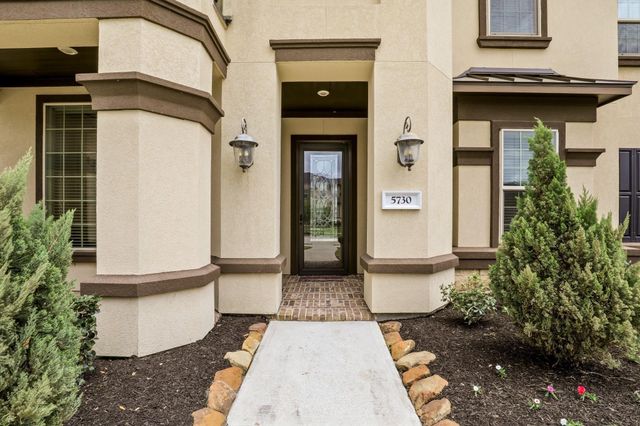 5730 Balcones Ridge Lane, Houston, TX 77059