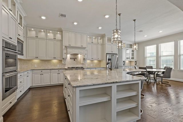 5730 Balcones Ridge Lane, Houston, TX 77059