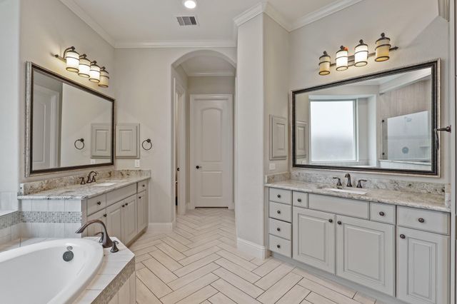 5730 Balcones Ridge Lane, Houston, TX 77059