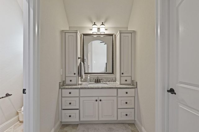 5730 Balcones Ridge Lane, Houston, TX 77059