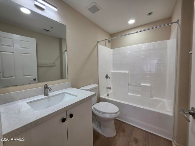 18416 N CAVE CREEK Road 2020, Phoenix, AZ 85032