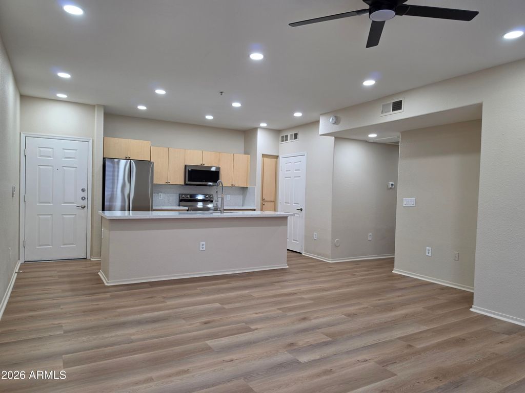 18416 N CAVE CREEK Road 2020, Phoenix, AZ 85032 — photo 3
