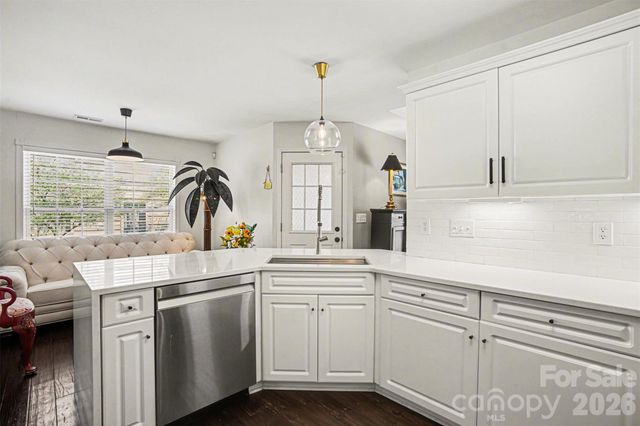 826 Savannah Place Drive, Fort Mill, SC 29715