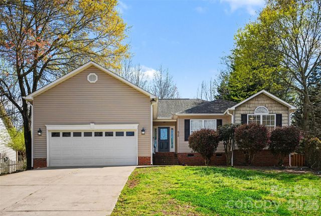 826 Savannah Place Drive, Fort Mill, SC 29715
