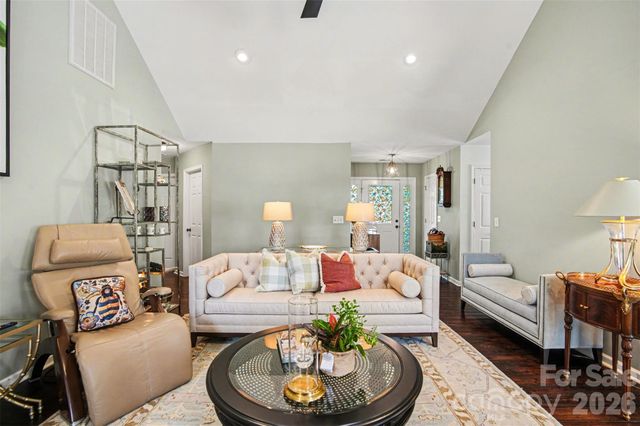 826 Savannah Place Drive, Fort Mill, SC 29715