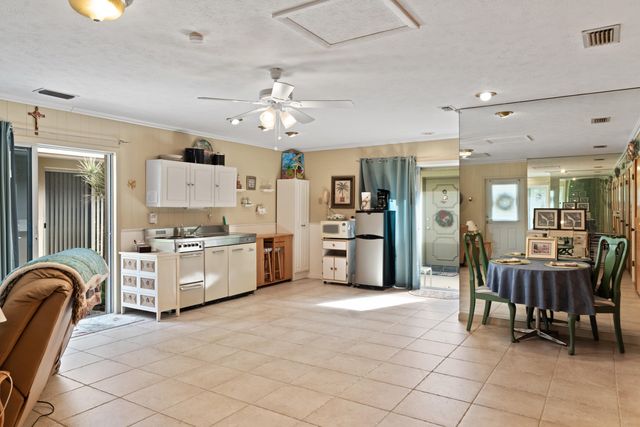 2016 Joy-rene Lane, North Palm Beach, FL 33408