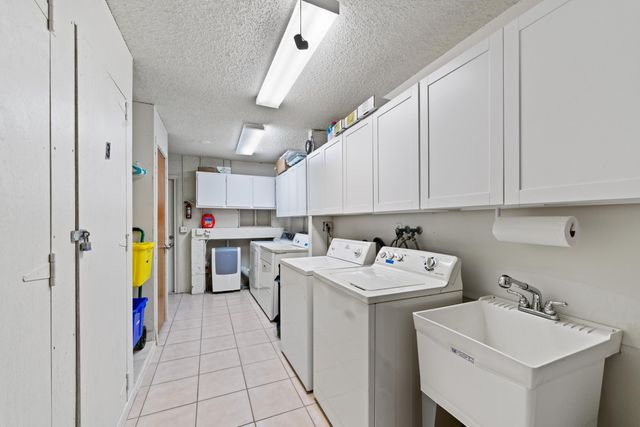 2016 Joy-rene Lane, North Palm Beach, FL 33408