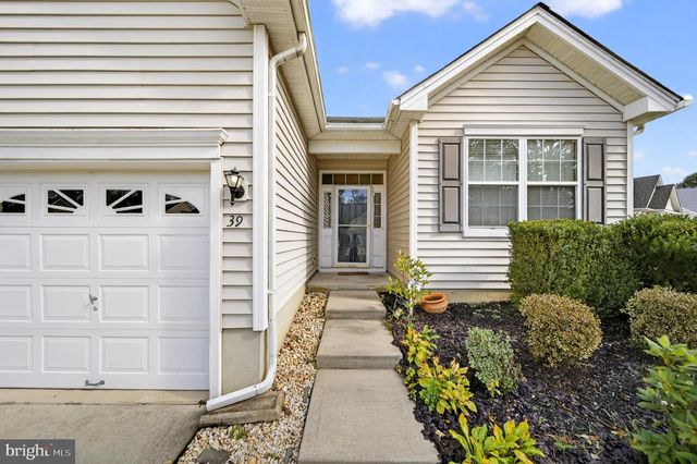 39 FERNBROOKE DR, Westampton Twp, NJ 08060