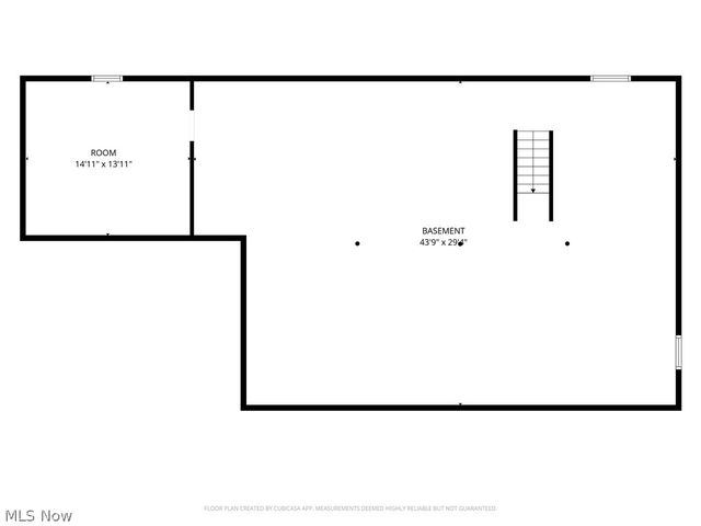 586 Abbe Road, Sheffield Lake, OH 44054